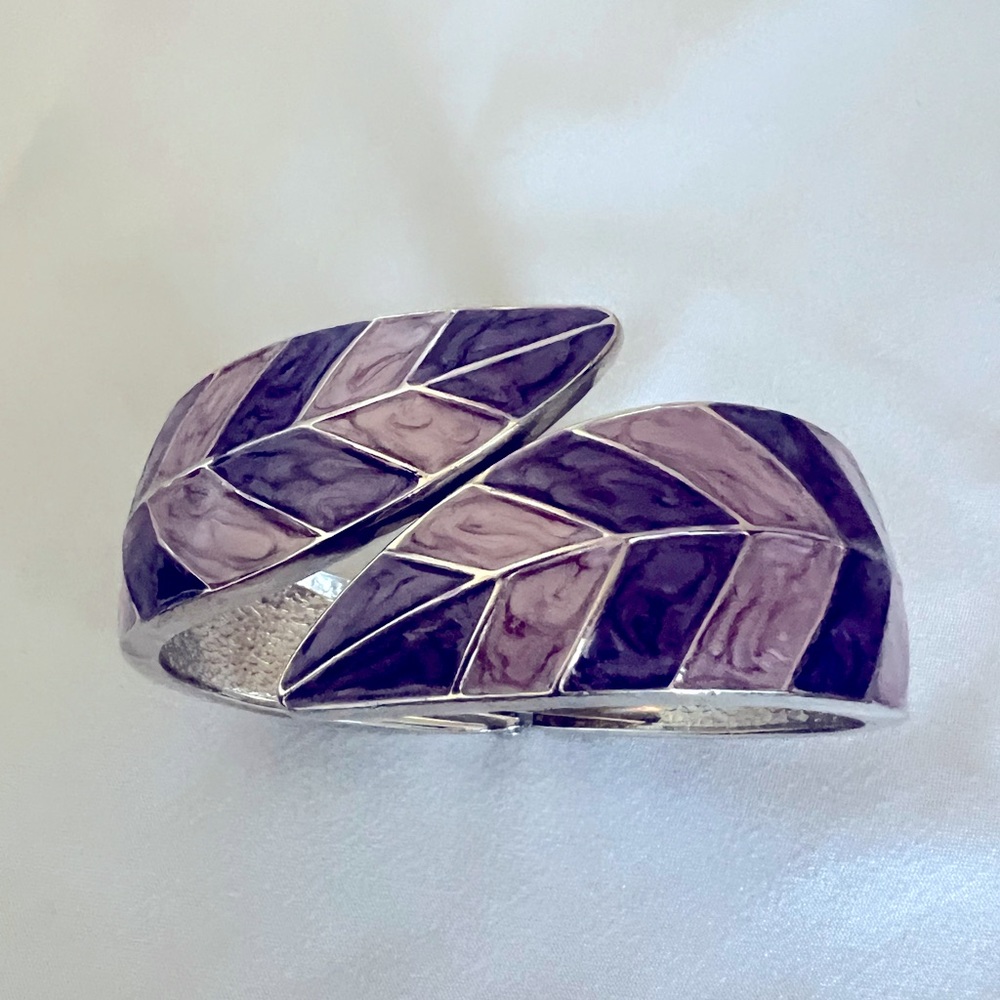 New Metal Feather Shaped Hinged Bracelet w/ Enamel pieces inlaid along the band